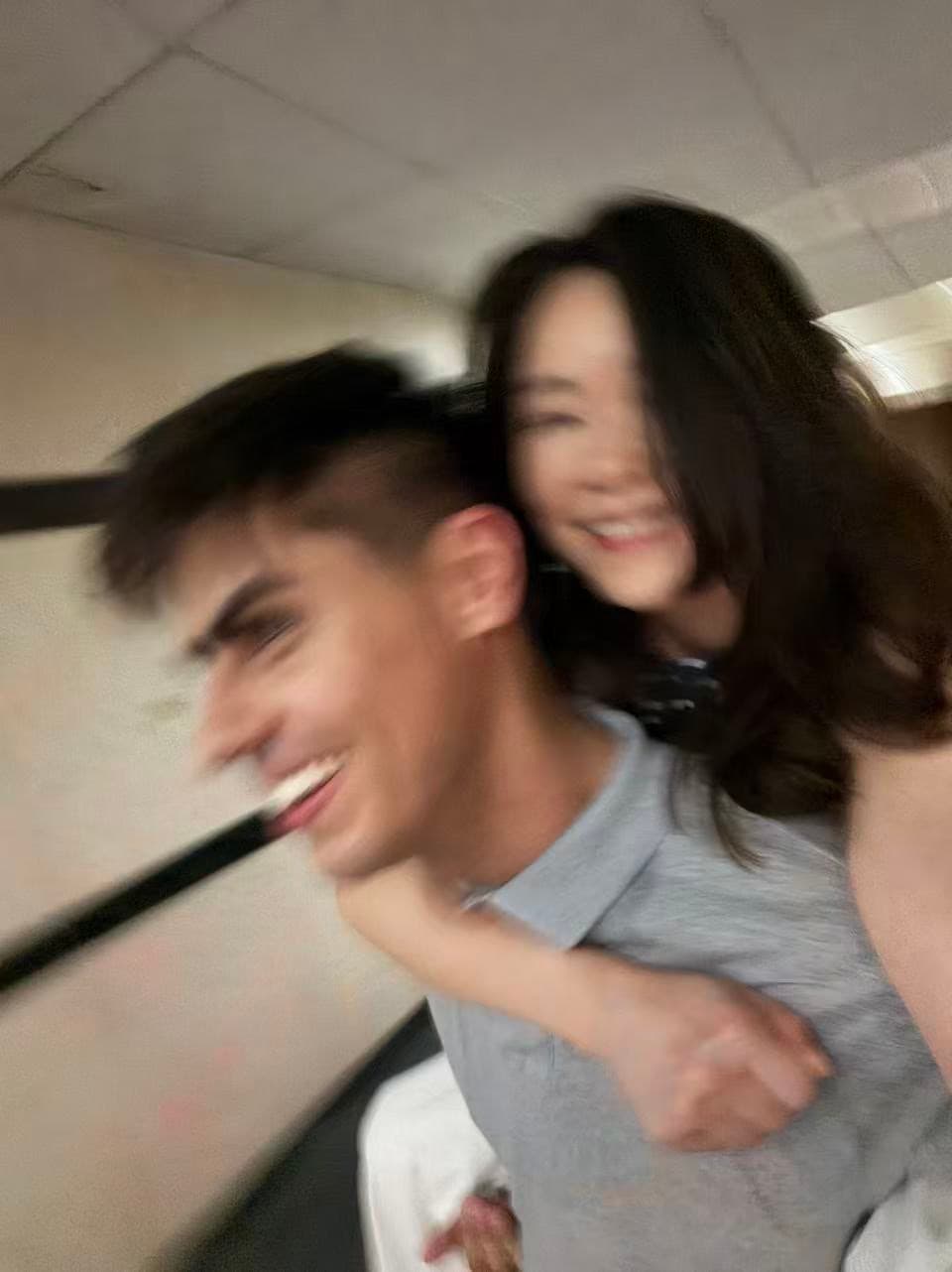 A moment I am grateful was captured.